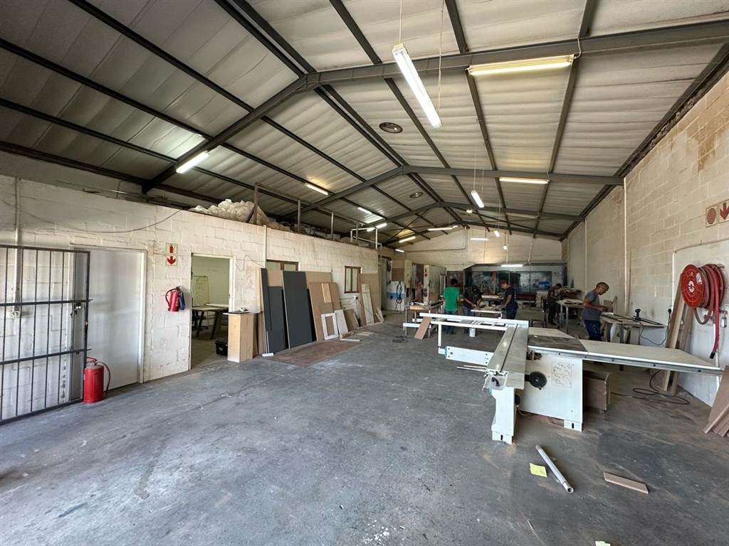 272  m² Industrial space in Ottery photo number 9