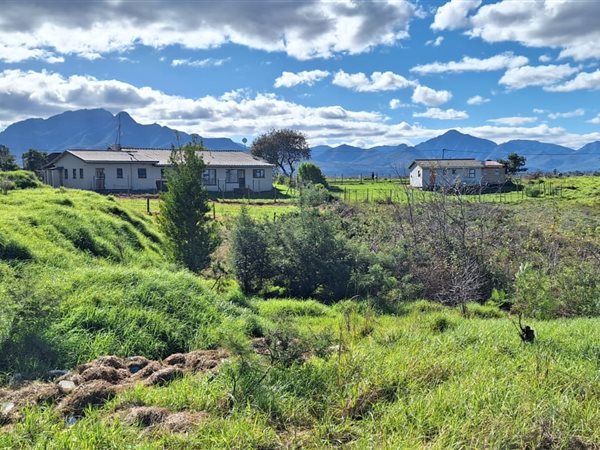1732 m² Land available in Pacaltsdorp