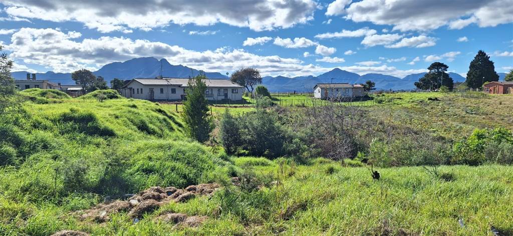 1732 m² Land available in Pacaltsdorp photo number 1