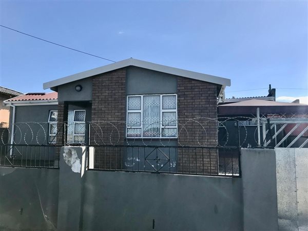 4 Bed House