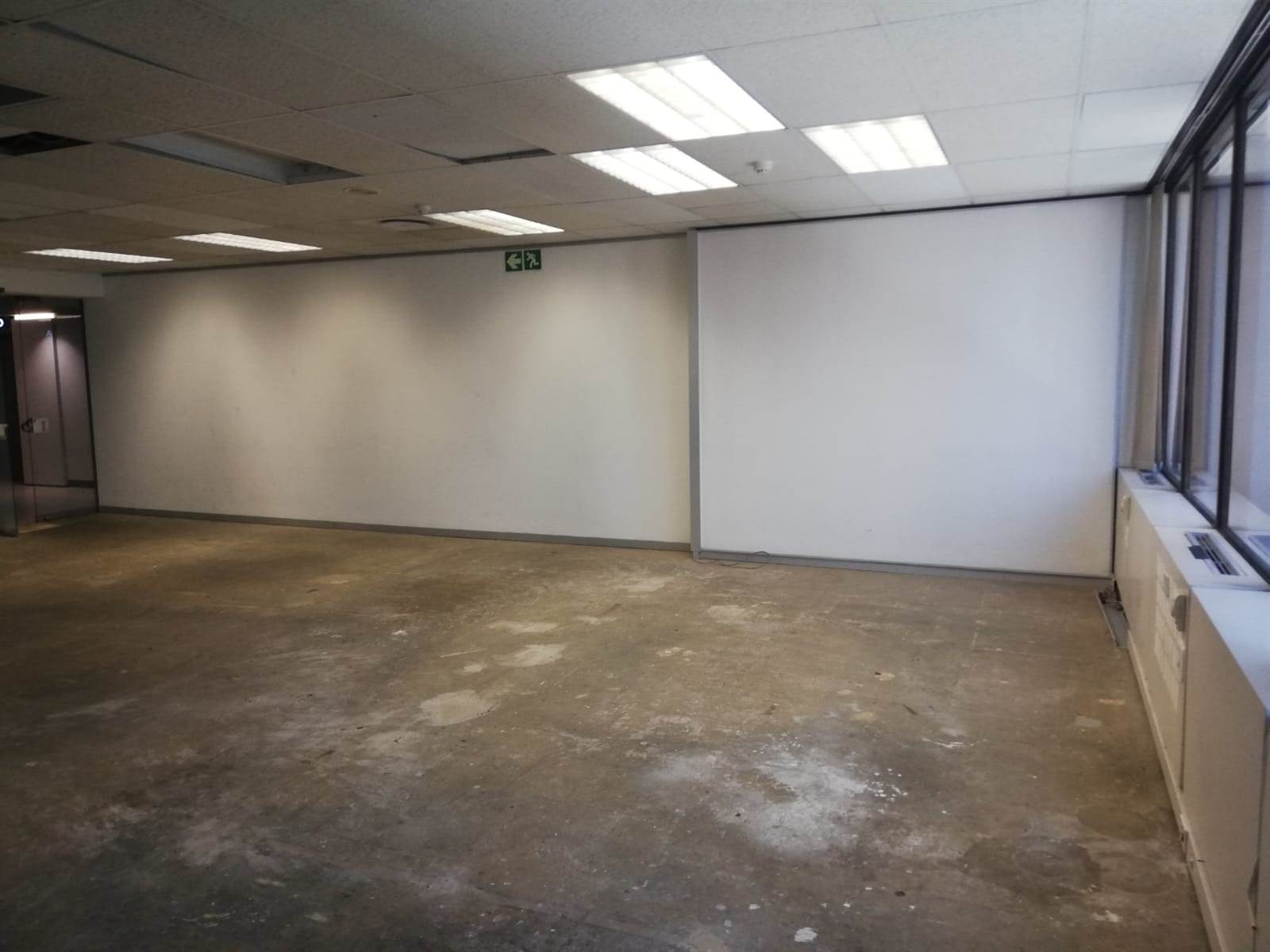 108.13  m² Office Space in Cape Town City Centre photo number 3