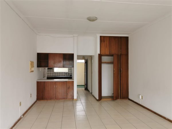 1 Bed Apartment in King Williams Town