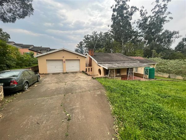3 Bedroom House 3 Bedroom House