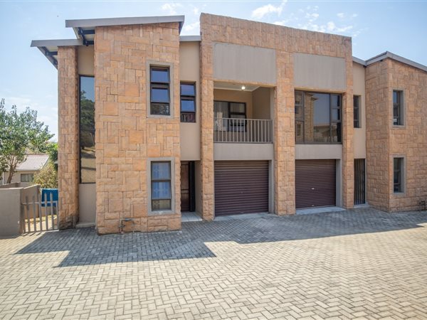 3 Bed Townhouse