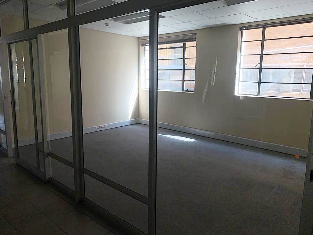 800  m² Commercial space in Bloemfontein photo number 21
