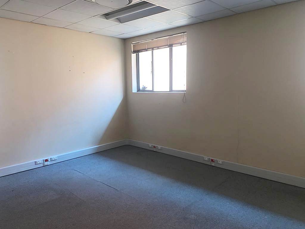 800  m² Commercial space in Bloemfontein photo number 5