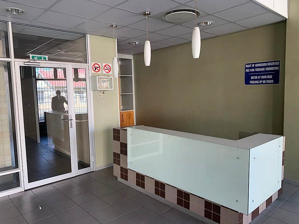 800  m² Commercial space in Bloemfontein photo number 2