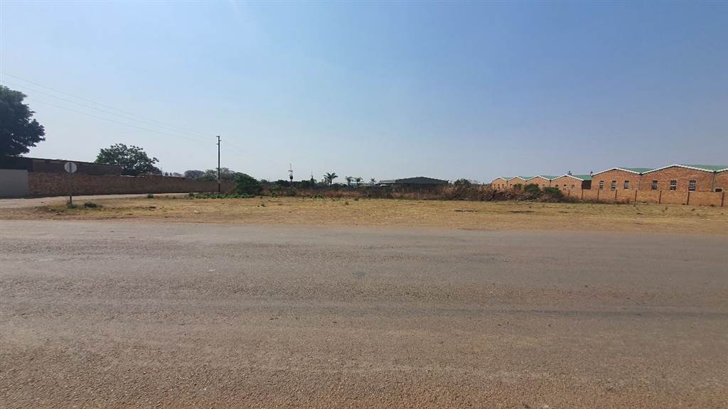 1 ha Land available in Derdepoort photo number 4