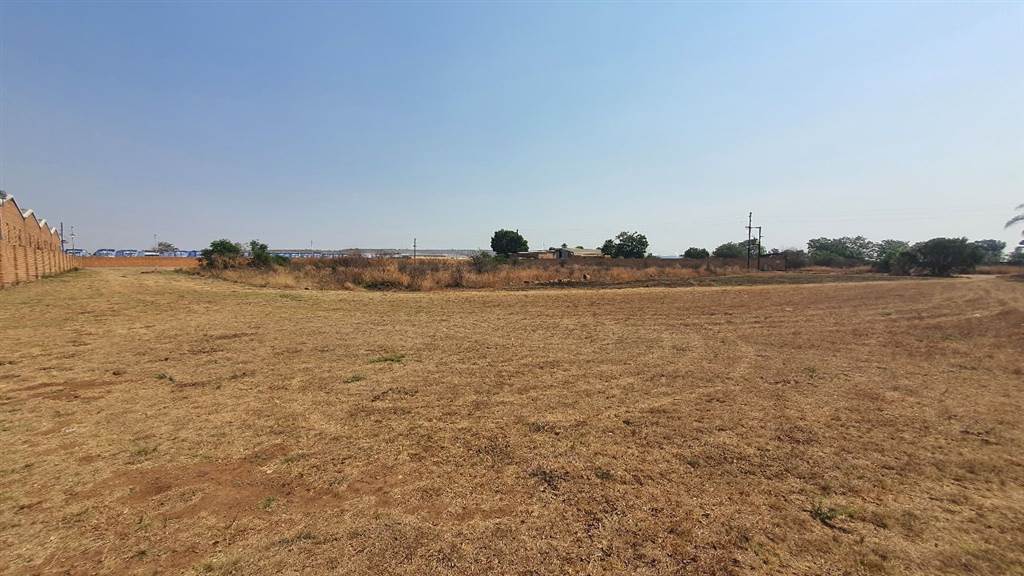1 ha Land available in Derdepoort photo number 15