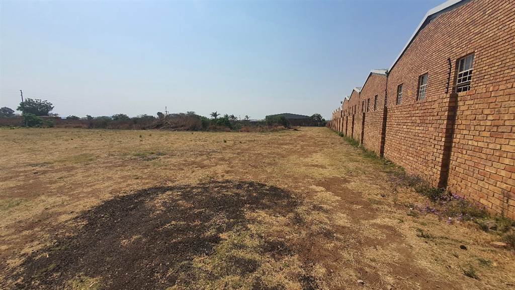 1 ha Land available in Derdepoort photo number 11