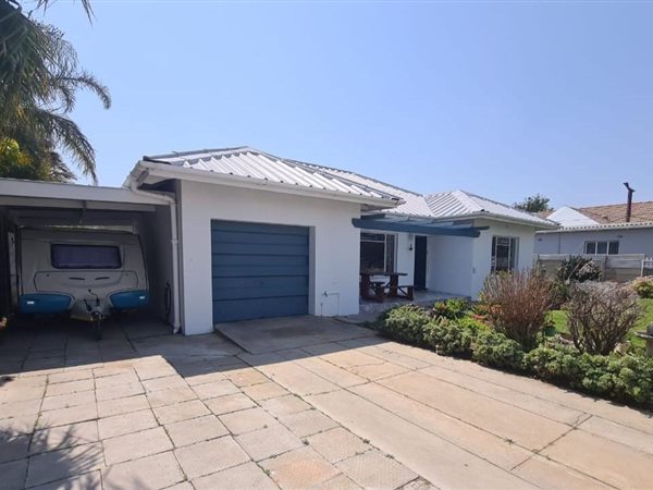 3 Bedroom House 3 Bedroom House