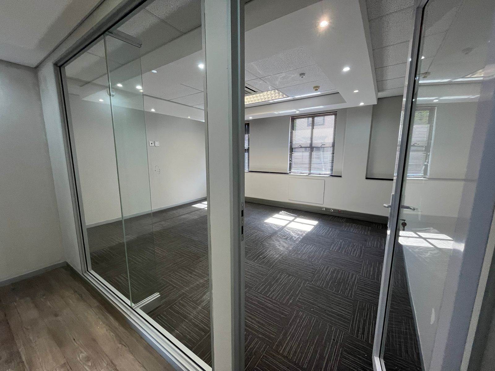559  m² Commercial space in Sandown photo number 12