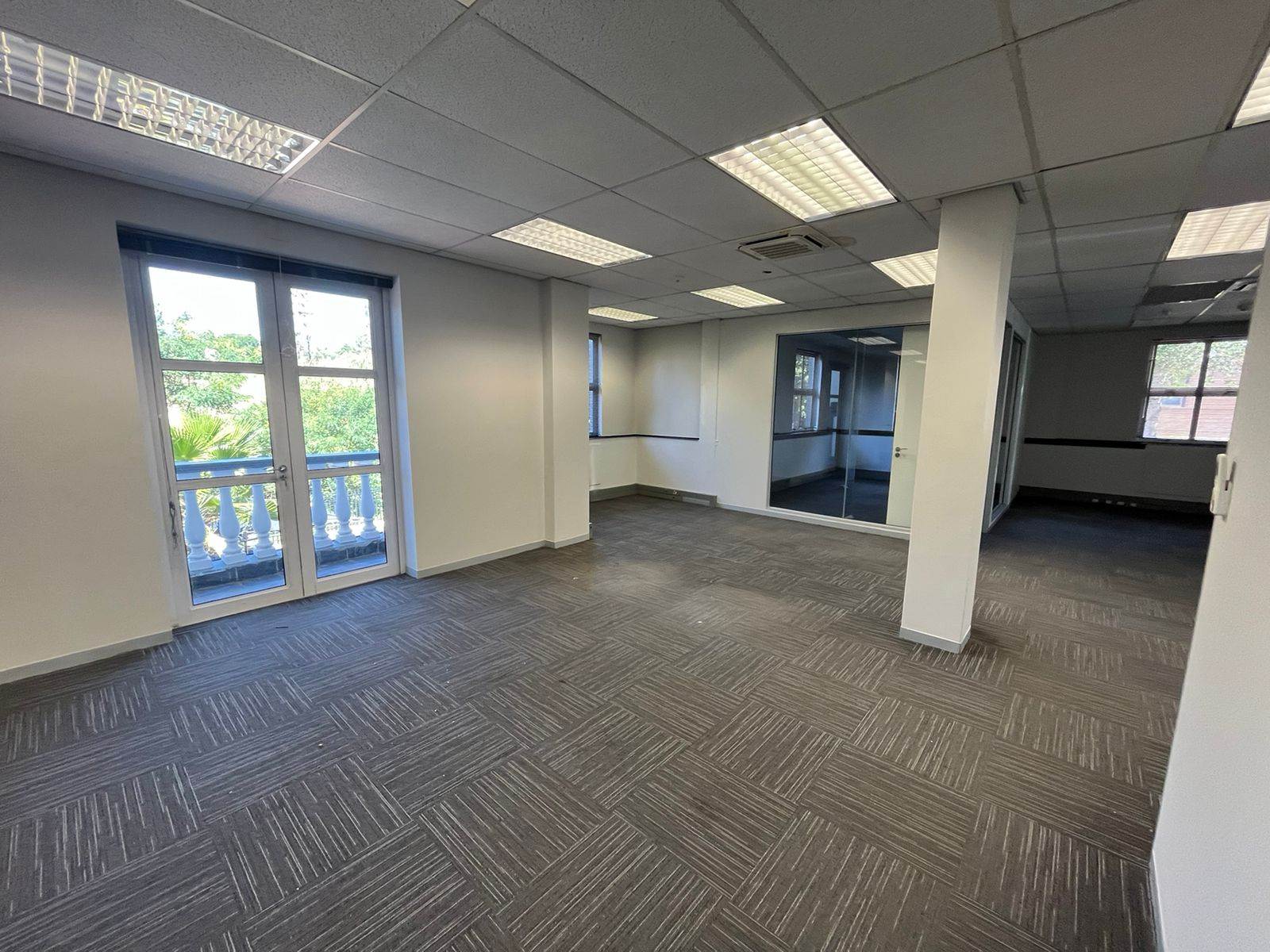 559  m² Commercial space in Sandown photo number 14