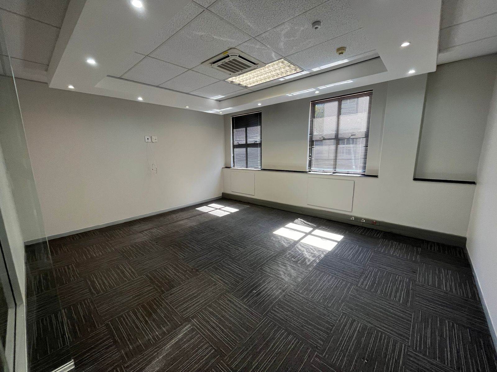 559  m² Commercial space in Sandown photo number 13
