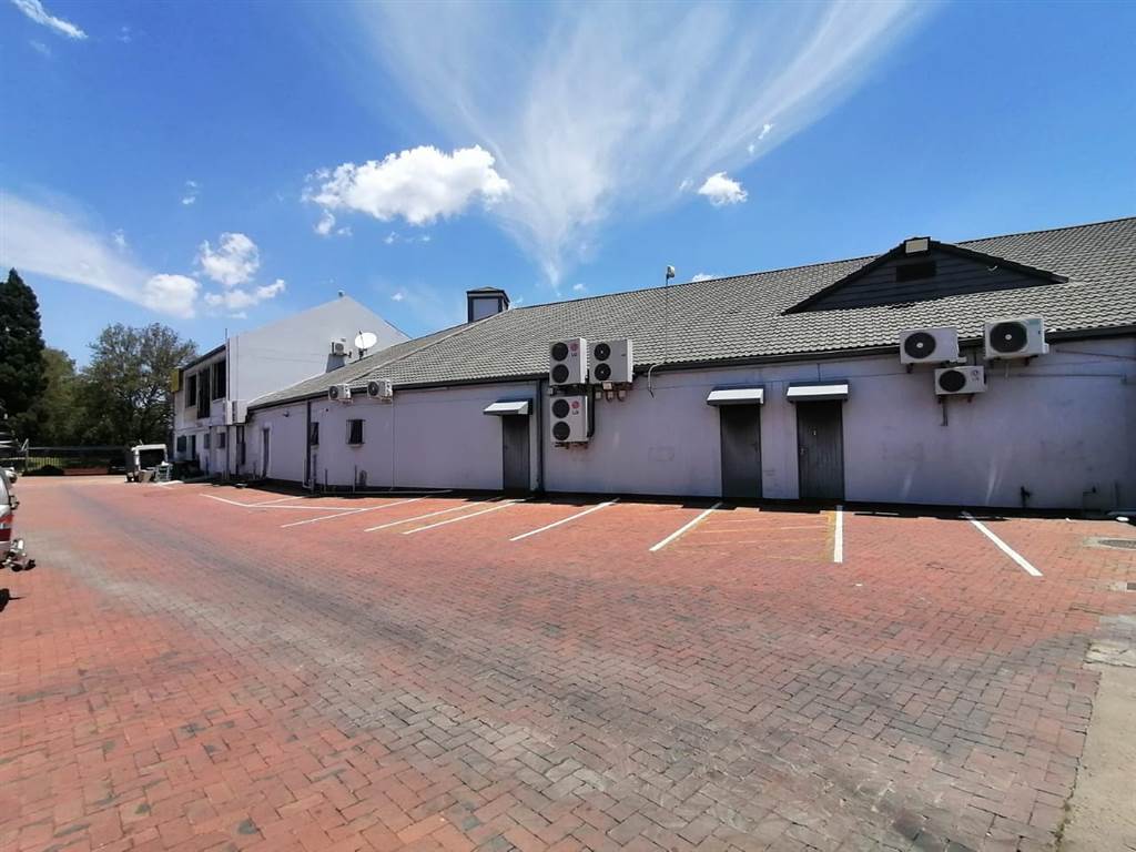 12718  m² Retail Space in Woodmead photo number 12