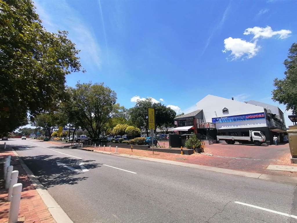 12718  m² Retail Space in Woodmead photo number 16
