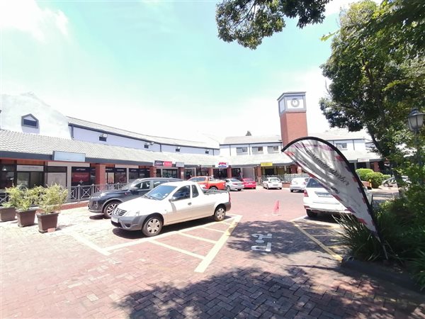 12718  m² Retail Space in Woodmead