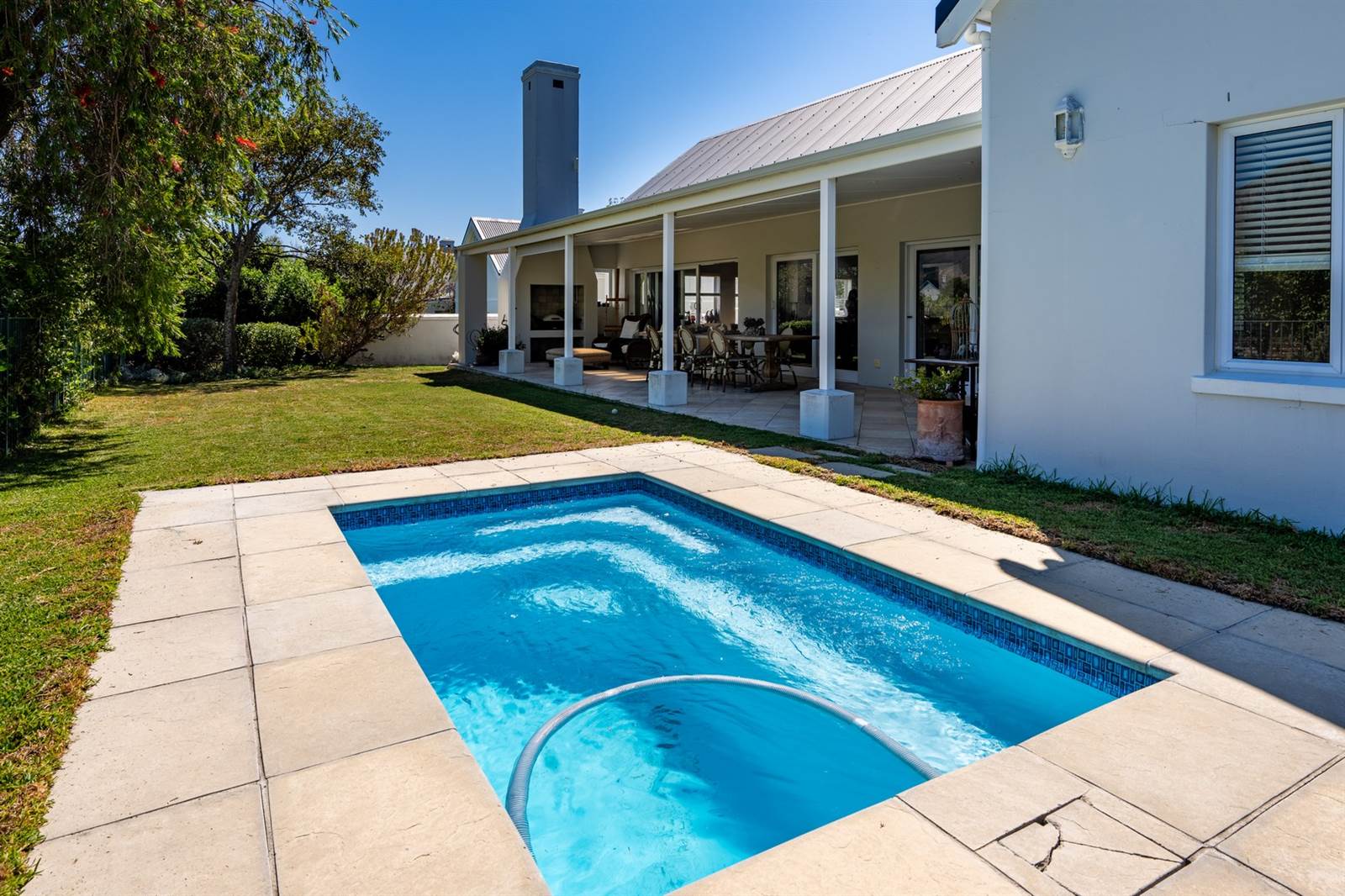 4 Bed House in Steenberg Golf Estate photo number 16