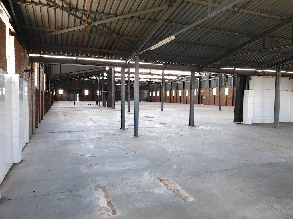2555  m² Industrial space in Isando photo number 2
