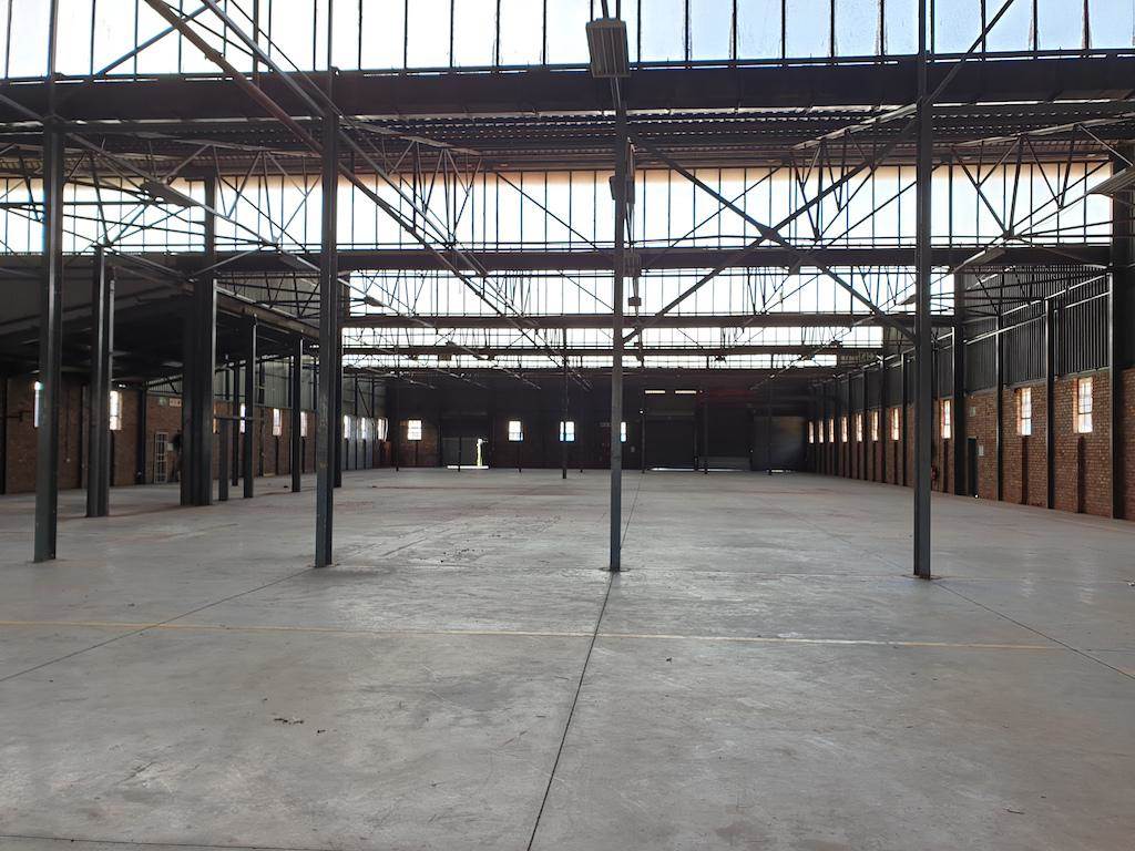 2555  m² Industrial space in Isando photo number 5
