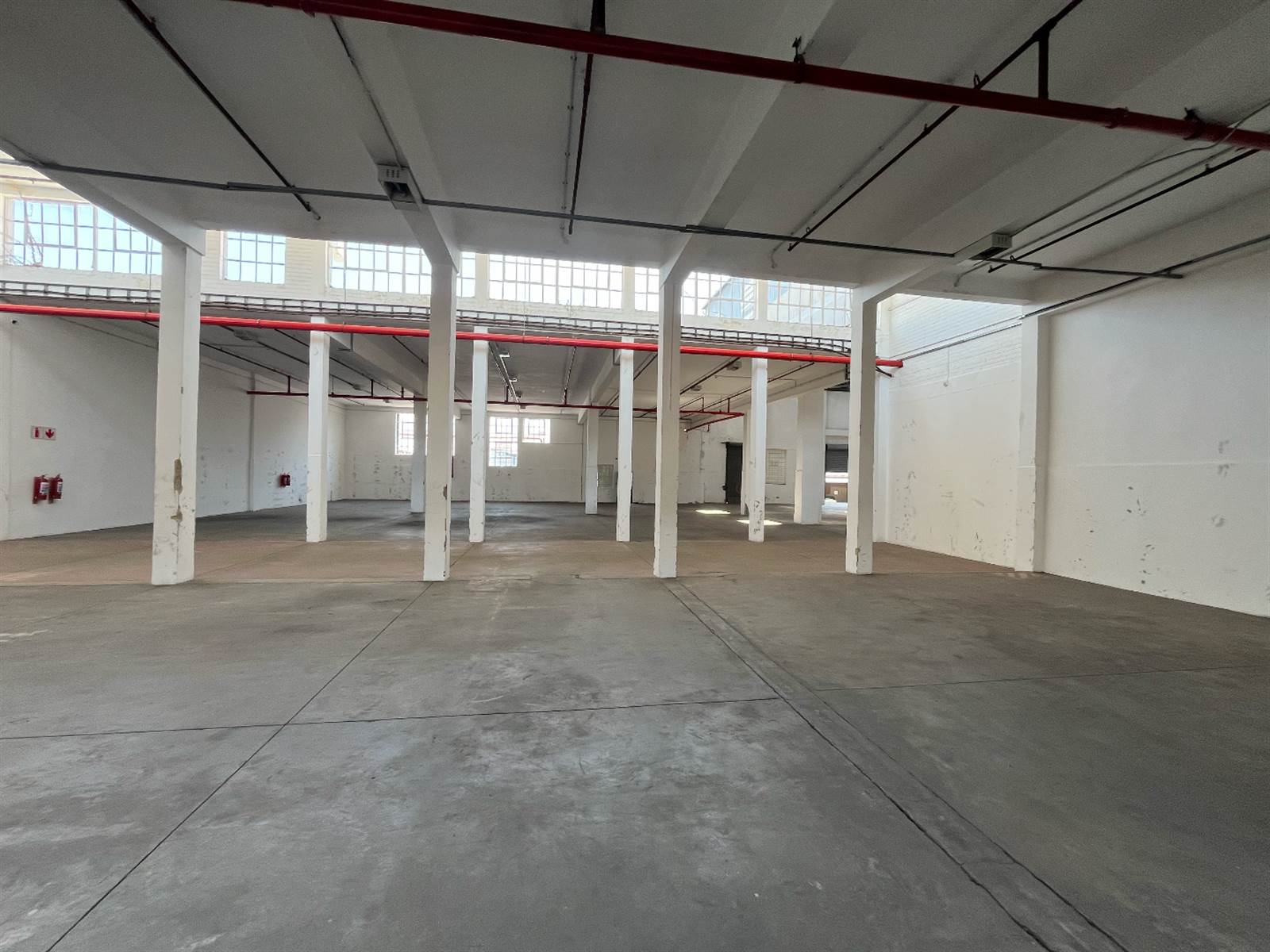 1369  m² Commercial space in Benoni South photo number 11