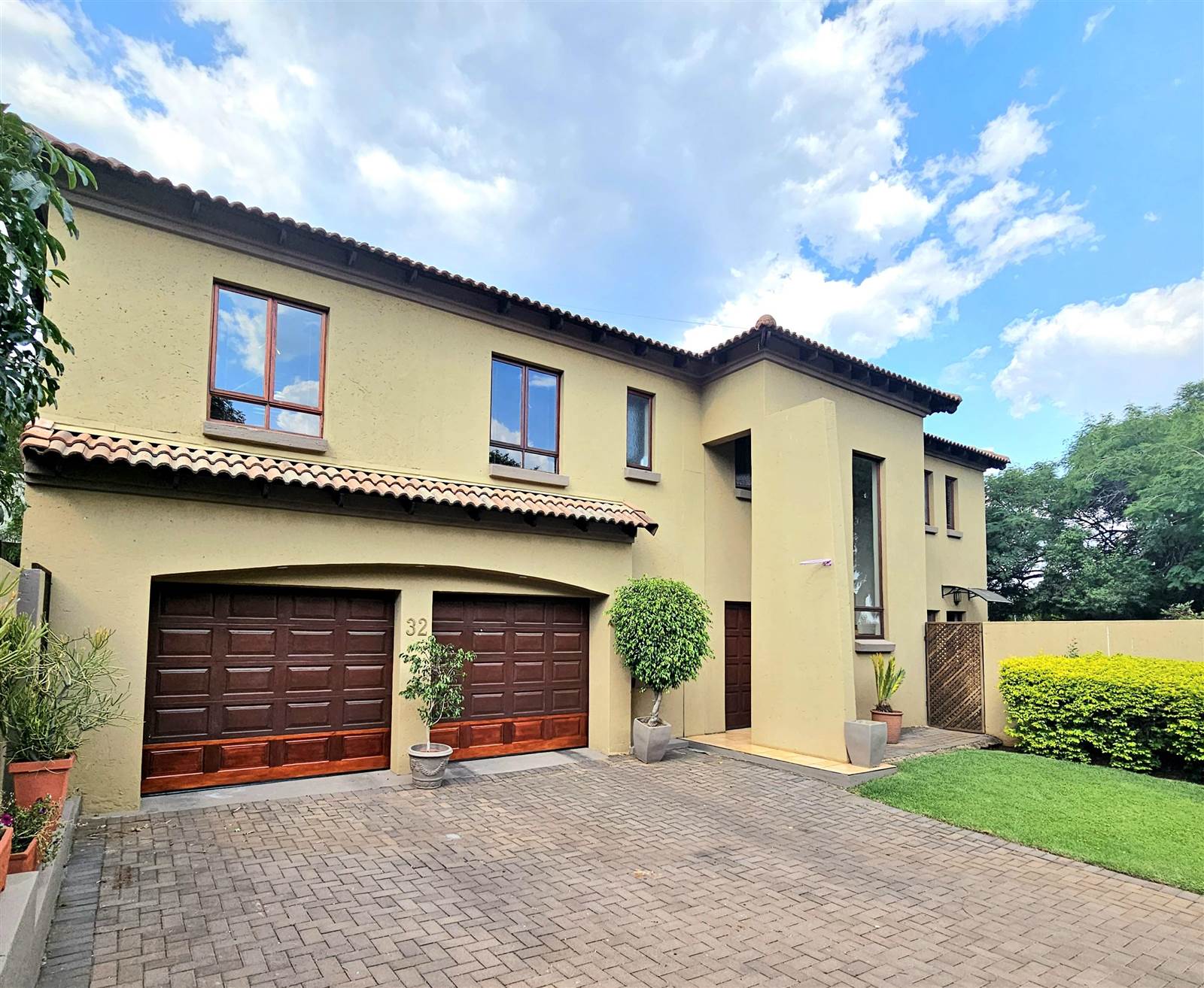 4 Bed House in Highveld photo number 1