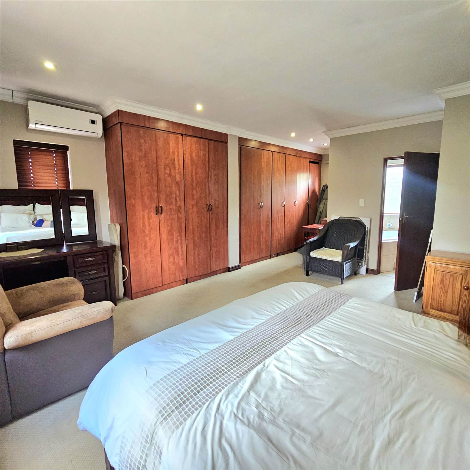 4 Bed House in Highveld photo number 22