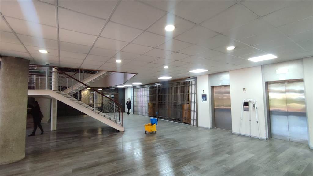 532  m² Commercial space in Bedfordview photo number 4