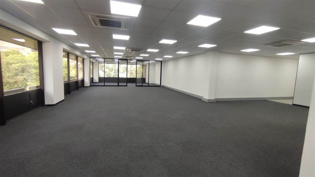 532  m² Commercial space in Bedfordview photo number 8