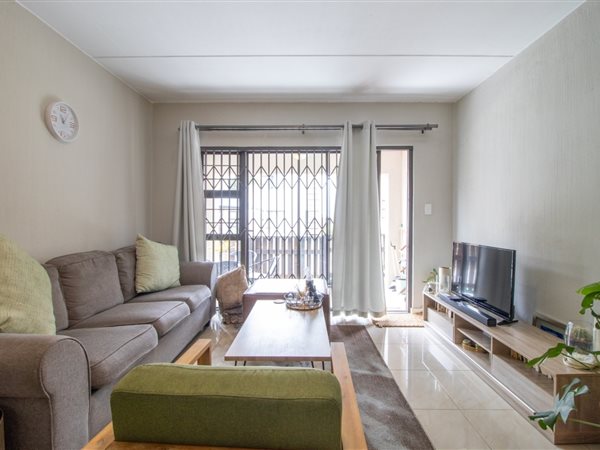 2 Bedroom Townhouse 2 Bedroom Townhouse