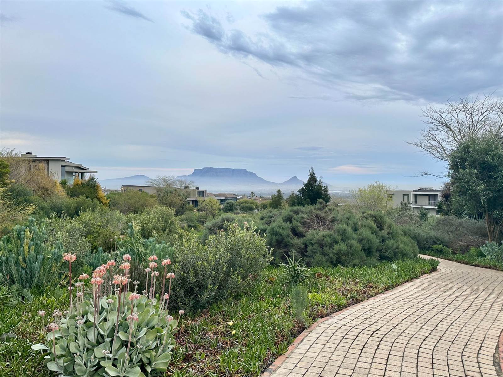 844 m² Land available in Plattekloof photo number 5