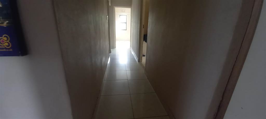 3 Bed House in Ntuzuma photo number 21