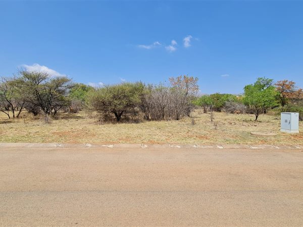 1000 m² Land available in Seasons Lifestyle Estate