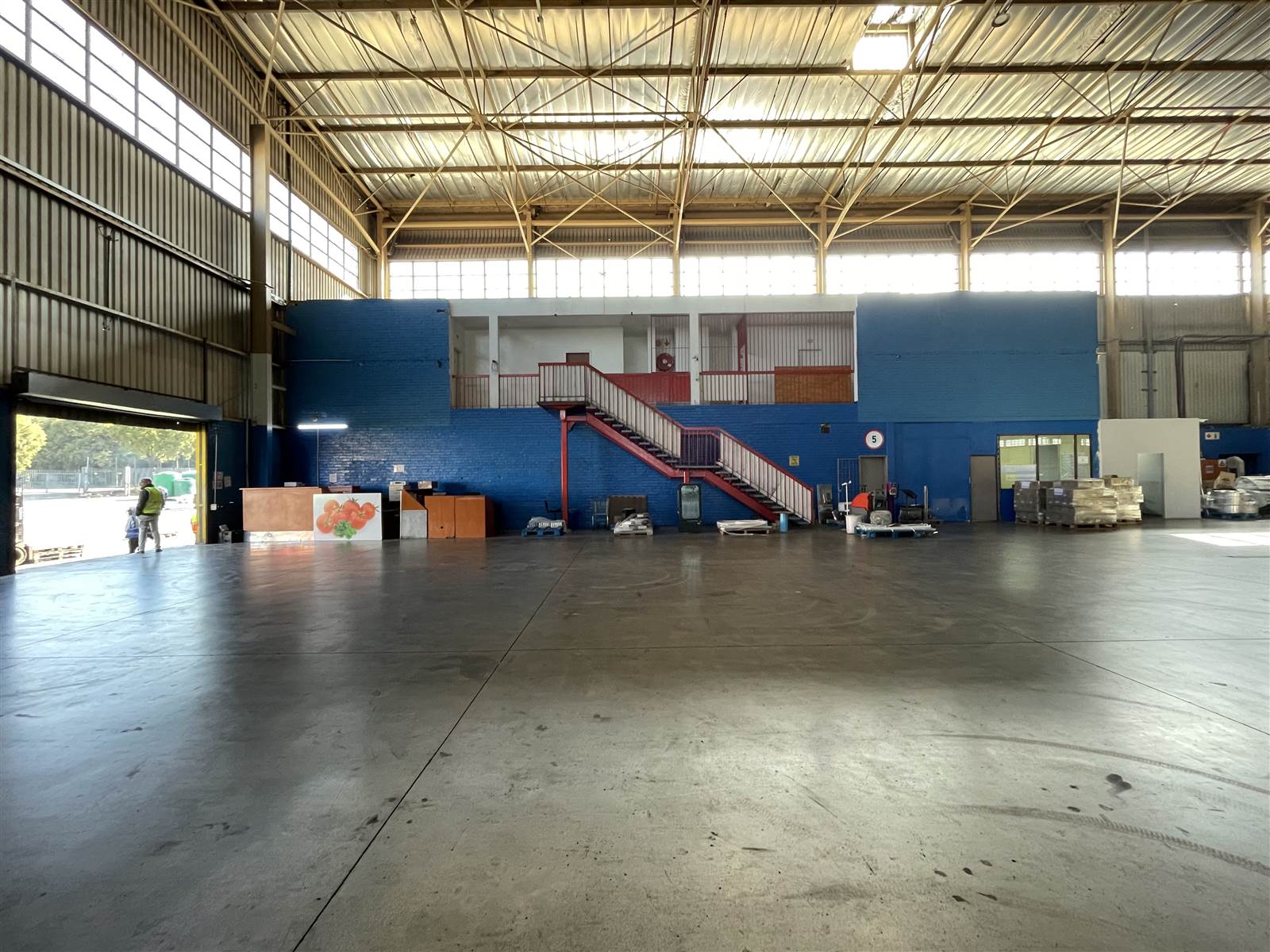 26557  m² Industrial space in Denver photo number 11