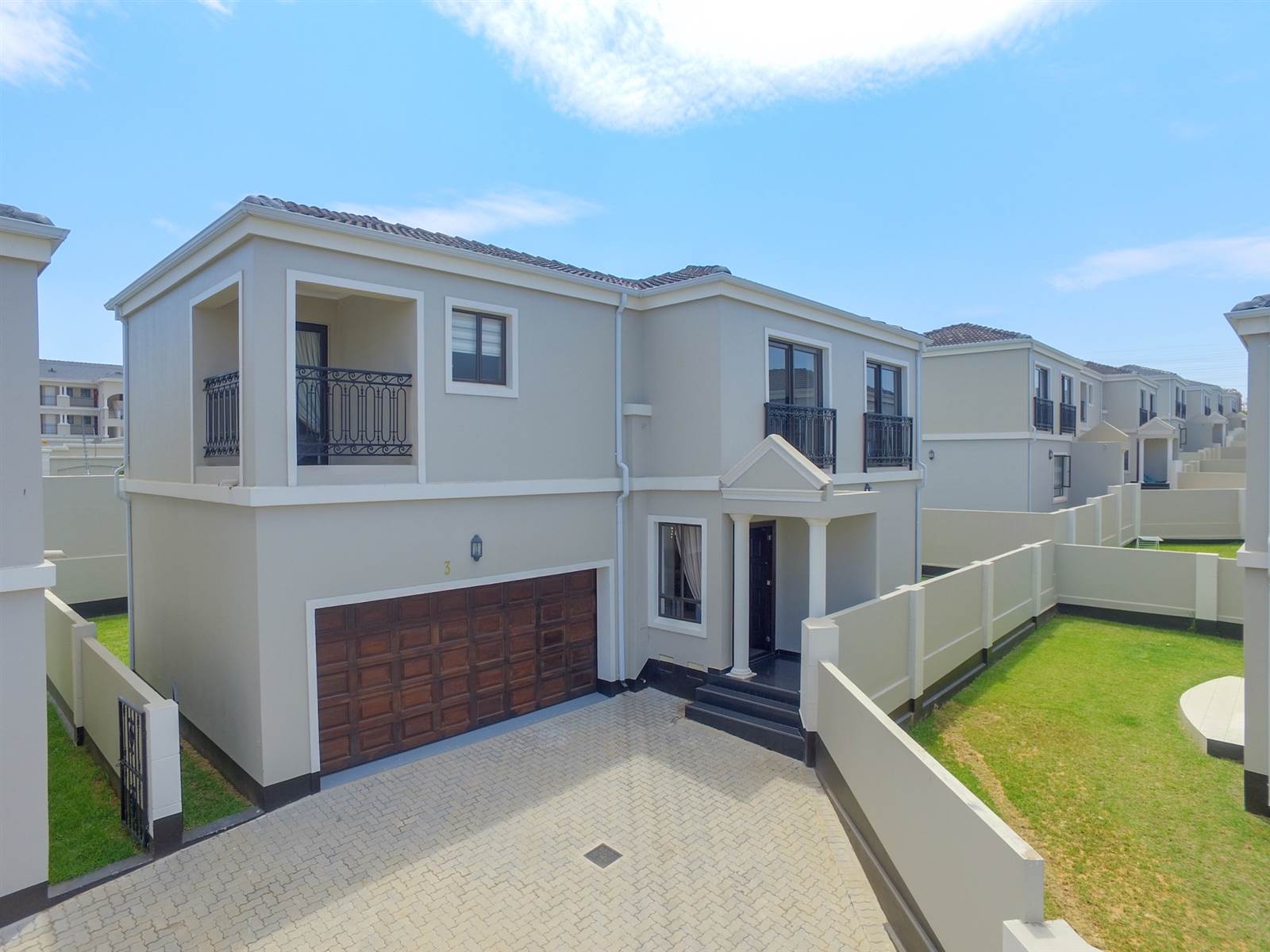 3 Bed House in Fourways photo number 10