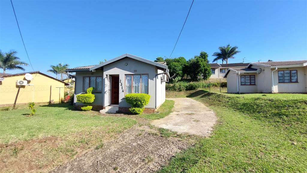 2 Bed House in Ngwelezana photo number 12