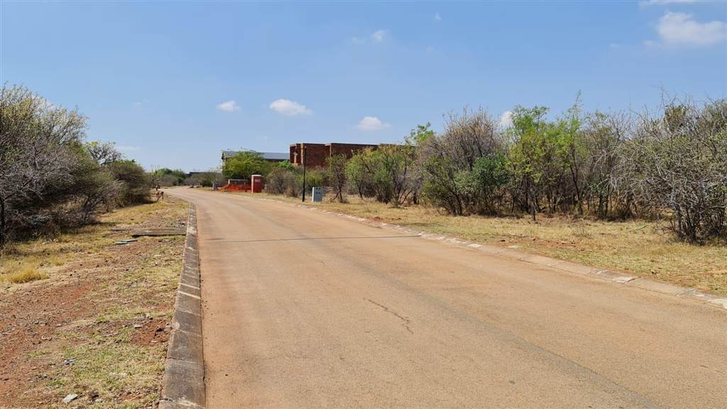 1000 m² Land available in Seasons Lifestyle Estate photo number 12