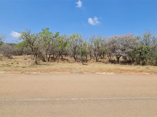 1000 m² Land available in Seasons Lifestyle Estate