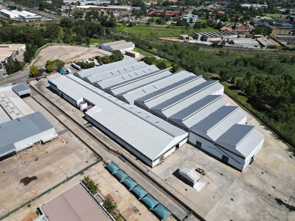 34878  m² Industrial space in Elandsfontein AH photo number 3
