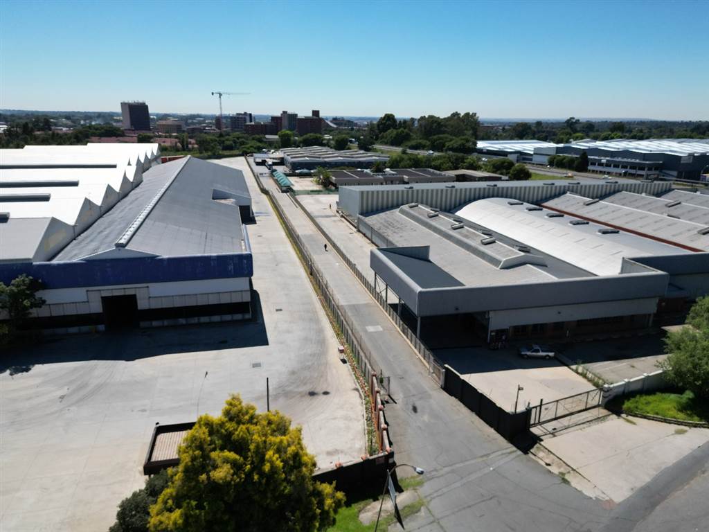 34878  m² Industrial space in Elandsfontein AH photo number 6