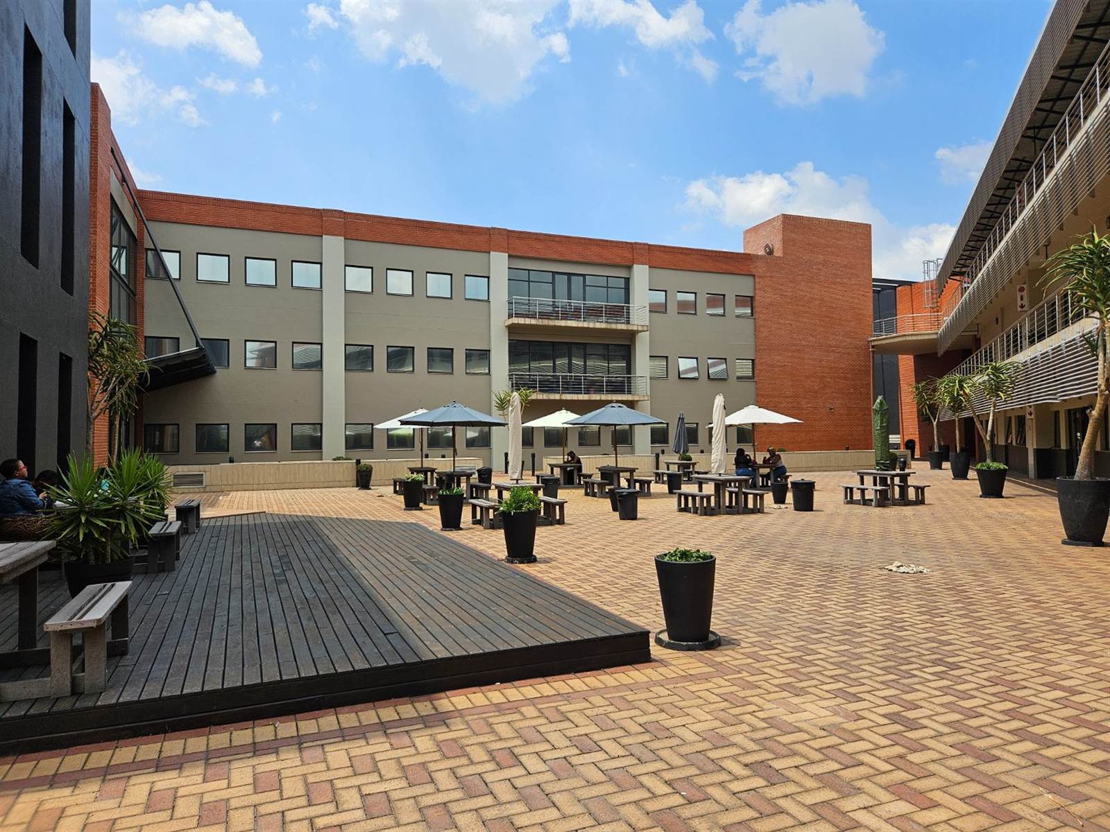 108  m² Commercial space in Woodmead photo number 3