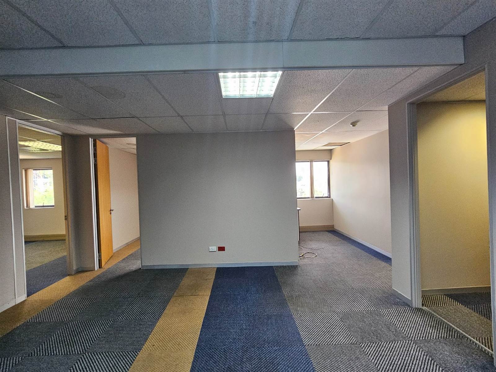 108  m² Commercial space in Woodmead photo number 7