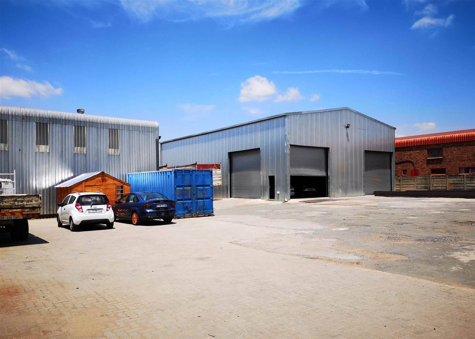 650  m² Industrial space in Alrode photo number 1