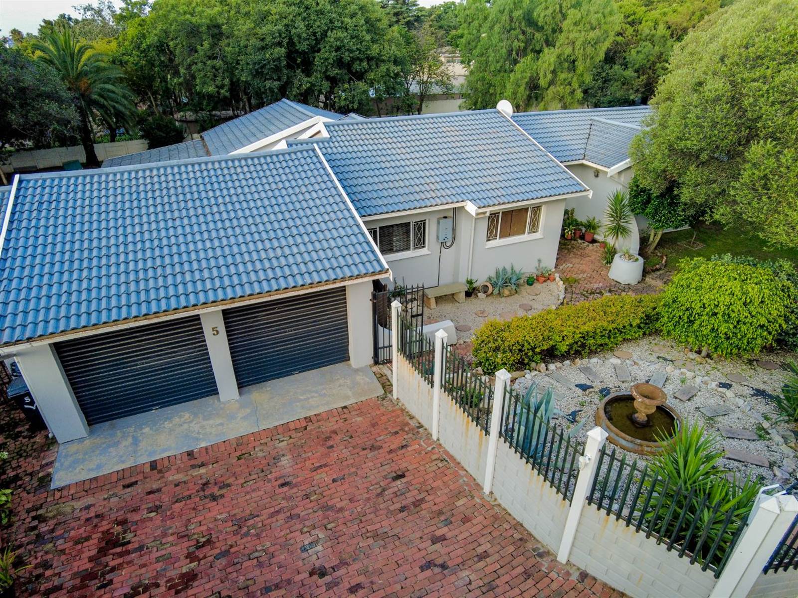 4 Bed House in Fourways photo number 27