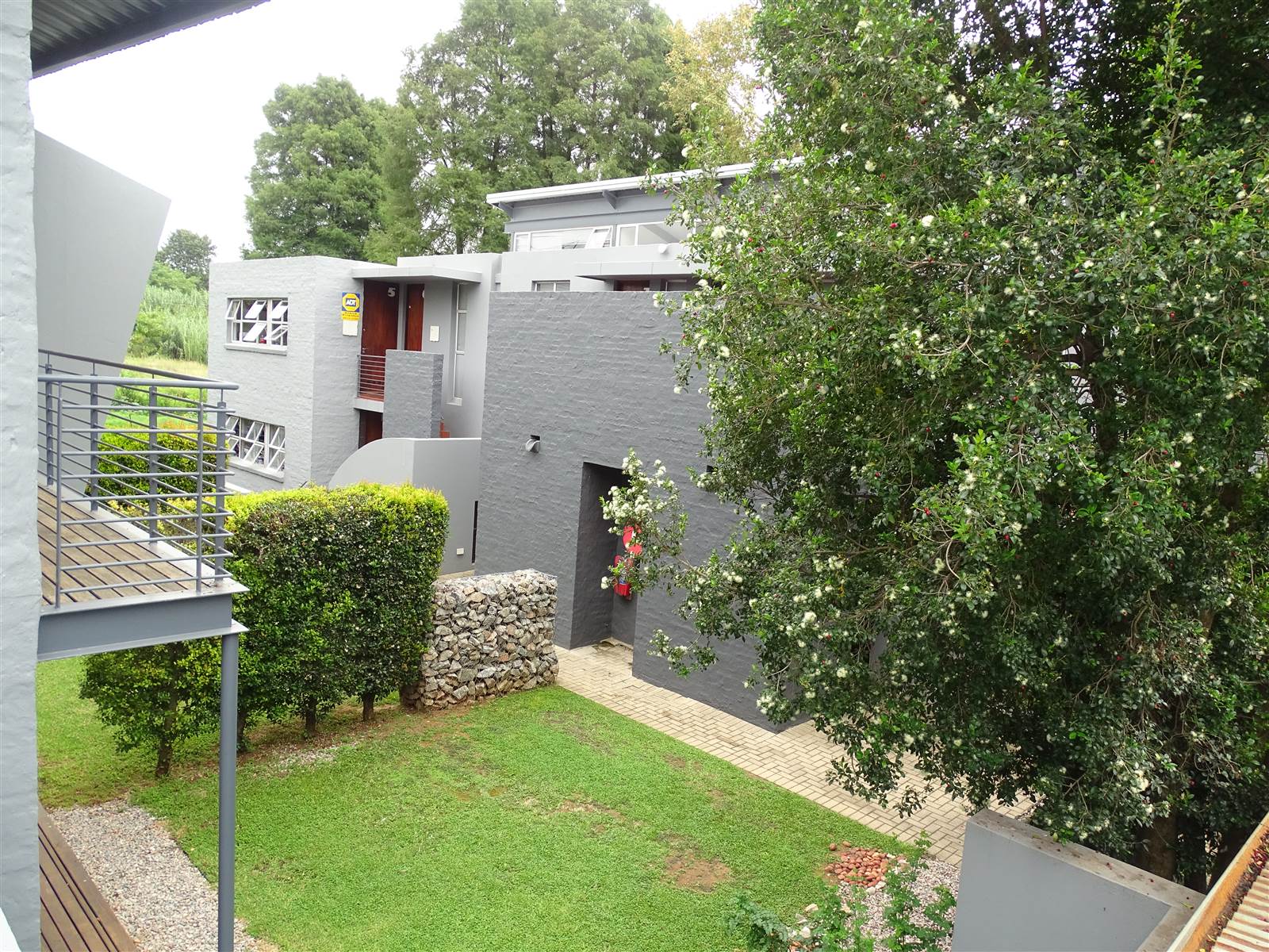 1 Bed Apartment in Craighall photo number 18