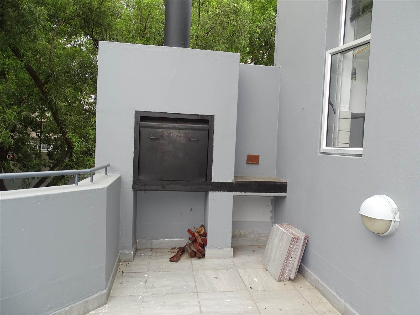 1 Bed Apartment in Craighall photo number 21