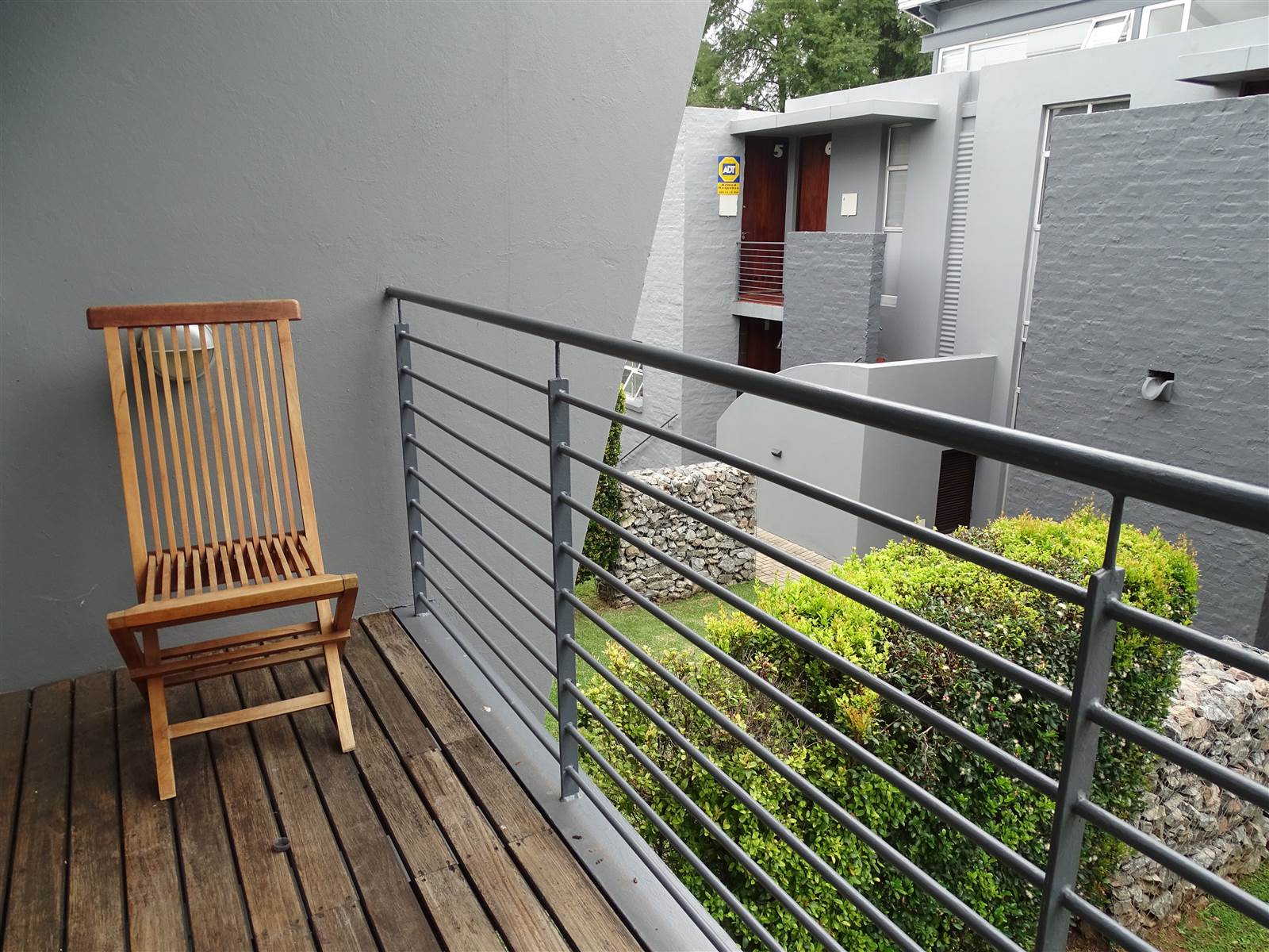 1 Bed Apartment in Craighall photo number 19