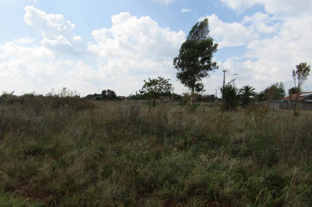 1076 m² Land available in Welverdiend photo number 3