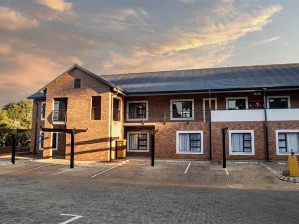 2 Bedroom Townhouse 2 Bedroom Townhouse