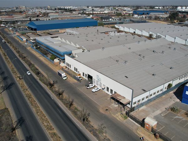 24 382  m² Industrial space